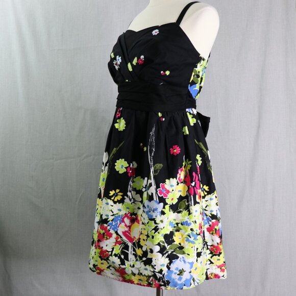 Torrid Fit & Flare Dress 12 Black Floral Sweetheart Neck Waist Tie Full Skirt - Picture 7 of 16